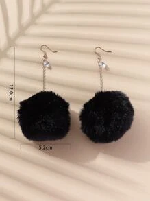 毛絨球球耳墜 - 黑色 - 查看 4