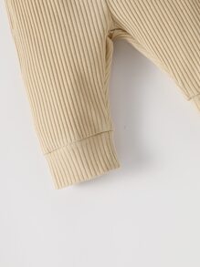 男嬰彩虹補丁貼連體衣和運動褲 - 卡其色 - 查看 4