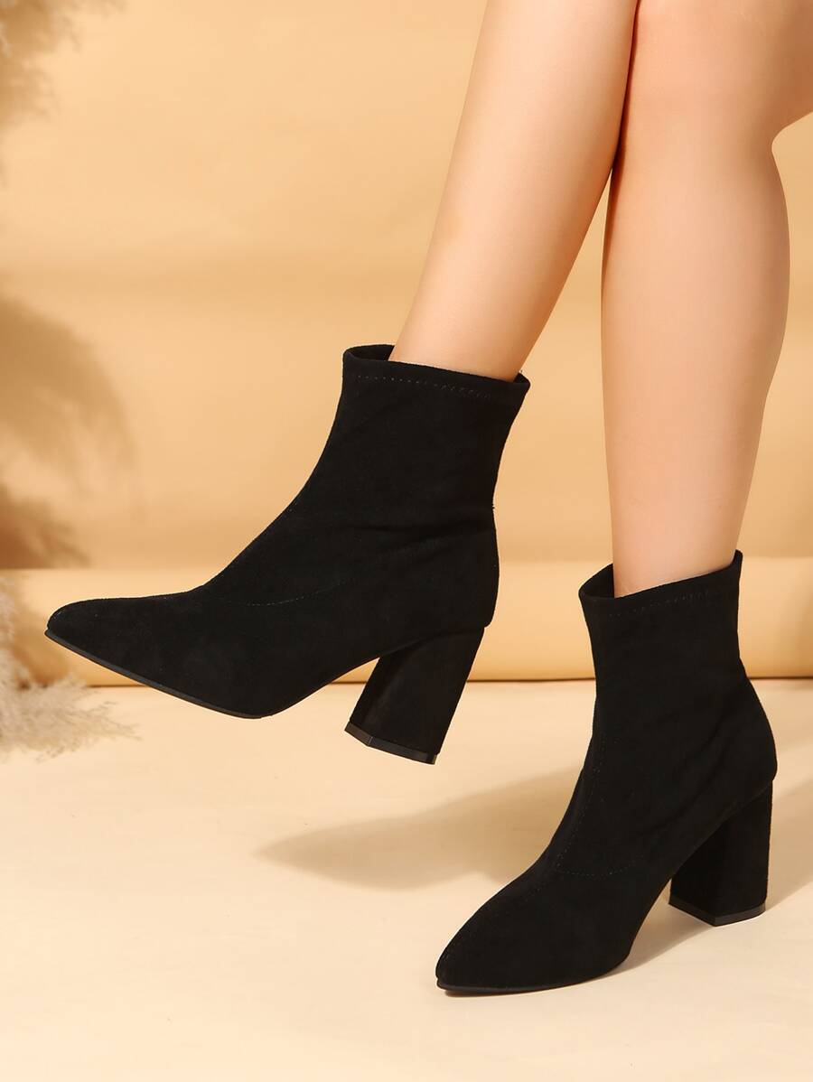 粗跟經典靴 - 黑色 - 查看 1