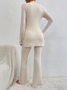 SHEIN Essnce 小高領下擺開叉T恤和喇叭褲