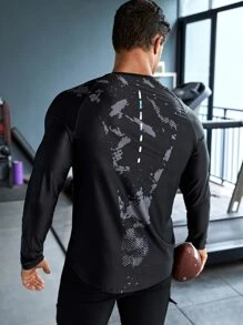 Hombres Camiseta deportiva con estampado de dibujo reflectante de manga raglán - Negro - Ver 1