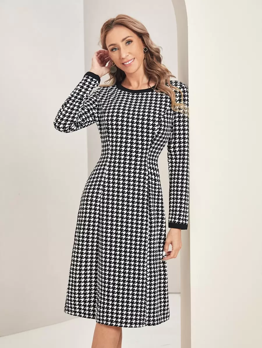 EMERY ROSE Houndstooth Print A-line Dress - Black and White - View 1
