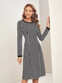 EMERY ROSE Houndstooth Print A-line Dress - Black and White - View 4