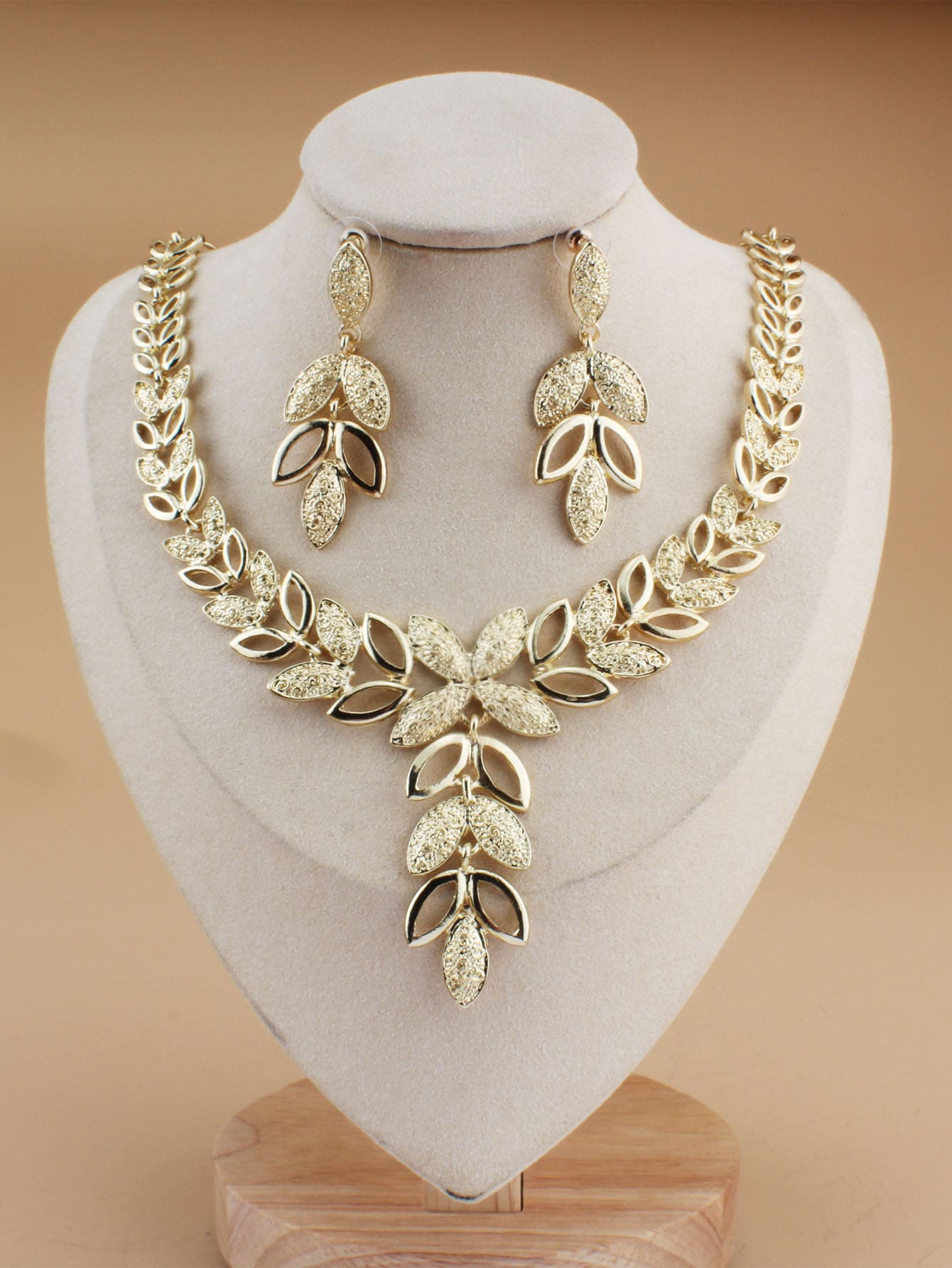 Vòng cổ & Bông tai thả trang trí hình lá - Vàng - Xem 1