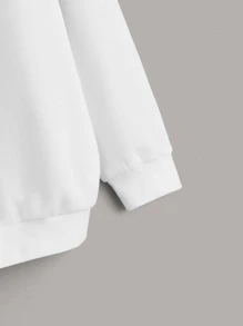 SHEIN EZwear Sudadera de hombros caídos con estampado de mariposa y dos tonos para tallas grandes - Blanco y Negro - Ver 3