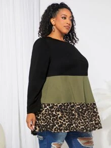 SHEIN CURVE+ Plus Leopard Print Colourblock Tee - Army Green - View 4