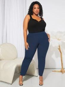SHEIN CURVE+ Celana Ukuran Plus Plain Casual - Navy Blue - View 4