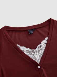 SHEIN MOD 對比蕾絲釦前條紋紅色長袖t恤 - 酒紅色 - 查看 3