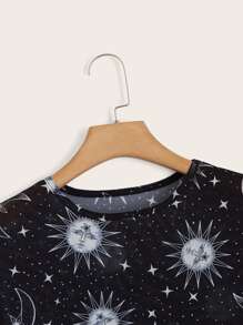 SHEIN EZwear Sun & Moon Print Tee Dress - Black - View 4