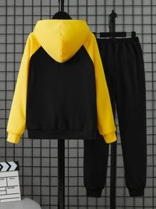 SHEIN Boys Cartoon Graphic Raglan Sleeve Hoodie & Joggers - Multicolor - View 2