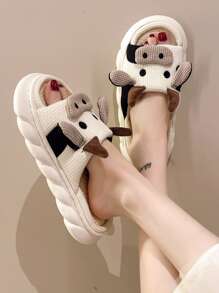 Fall/Winter Women's Stylish & Comfortable Round Toe Open-Toe Cute Cow Head Element Fabric Thick-Sole Anti-Slip Home Slippers,Furry Shoes - Multicolor - View 4