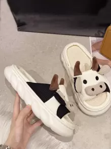 Fall/Winter Women's Stylish & Comfortable Round Toe Open-Toe Cute Cow Head Element Fabric Thick-Sole Anti-Slip Home Slippers,Furry Shoes - Multicolor - View 7