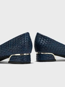 Weave Embossed Point Toe Ballet Flats - Blue - View 5