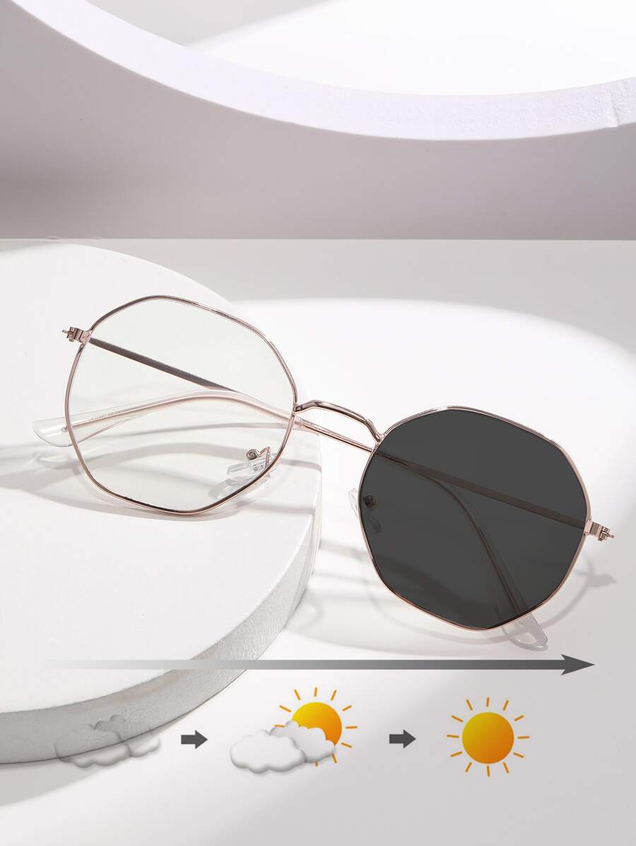 Vintage Geometric Photochromic Fashion Glasses - Metal Frame, Classic Design For Outdoor, Travel, Beach, Casual Wear, Driving, Computer/Gaming/TV/Phone Use, Reduce Eye Fatigue, Light, Fashion Clear Lens Eyeglasses Frame - Black - View 1