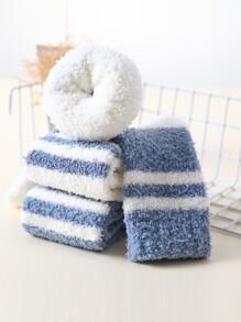 2雙條紋圖案中筒襪