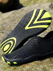 Men Plaid Pattern Creek Shoes - Black - View 6