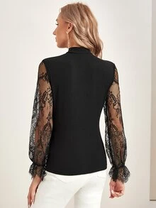 EMERY ROSE Top con encaje en contraste de manga con volante de cuello alto - Negro - Ver 2