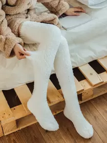 1双女士珊瑚绒过膝袜，加厚柔软舒适，保暖高筒设计，适合冬季居家和日常穿着（多种款式可选），温暖舒适 - 彩色 - 查看 4