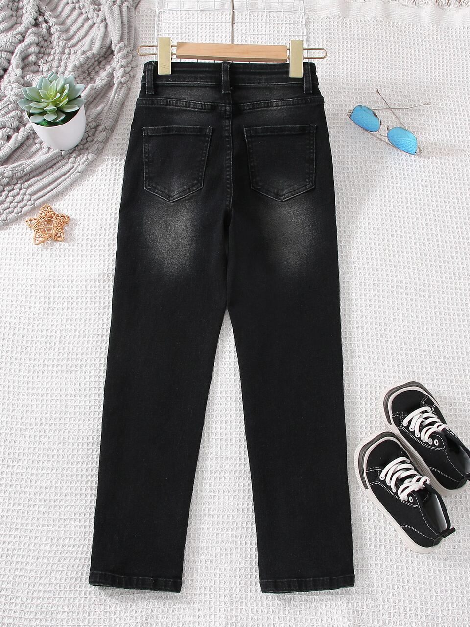 Tween Boy Bleach Wash Straight Leg Jeans