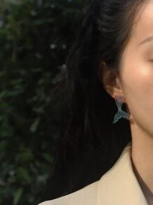 1對魚尾形狀的耳釘 - 淺藍色 - 查看 2