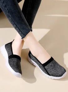 Women's Black Minimalist Road Running Shoes, Women's Breathable Running Sneakers - Black - View 5