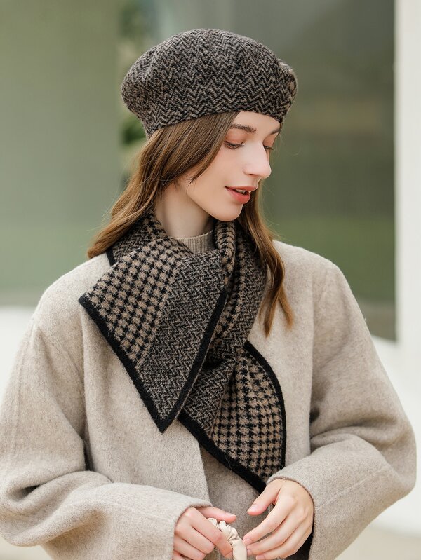 1set New Arrivals Plaid Patchwork Cashmere Beret Hat And Scarf Set
