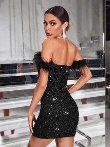 SHEIN x Carly Lawrence SHEIN BAE Vestido ajustado de hombros descubiertos ribete lanudo con lentejuelas