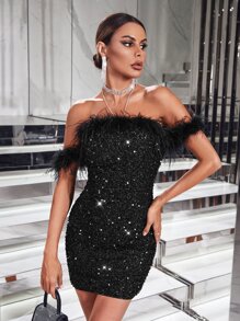 SHEIN x Carly Lawrence SHEIN BAE Vestido ajustado de hombros descubiertos ribete lanudo con lentejuelas