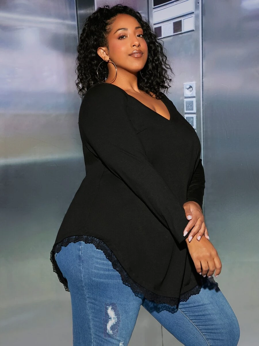 SHEIN CURVE+ Plus Lace Trim Curved Hem Tee - Black - View 1