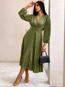 Aveloria 交疊領燈籠袖百褶下擺洋裝 - 橄欖綠 - 查看 1