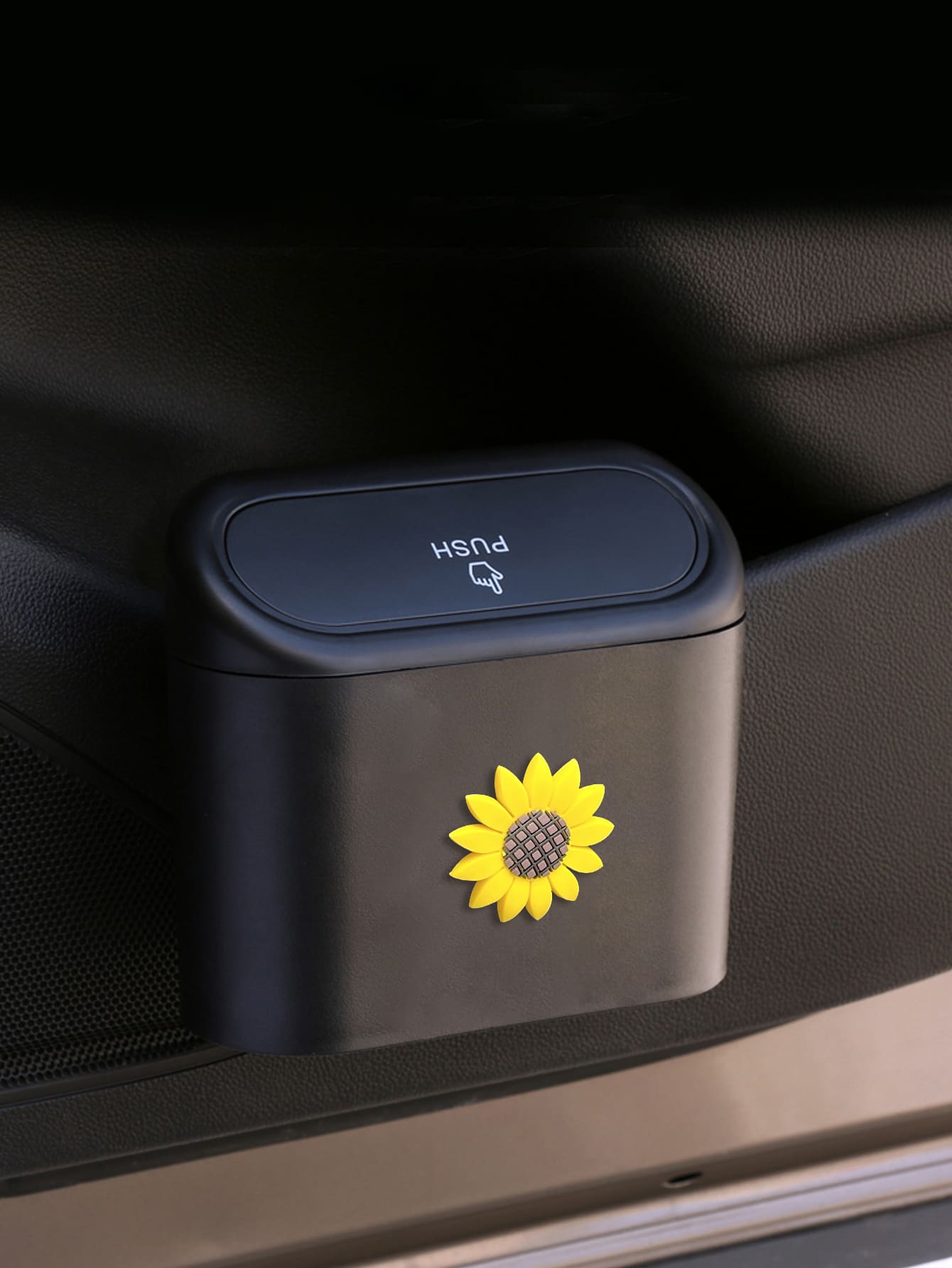 1 thùng rác thiết kế hình hoa hướng dương gắn cửa xe, thùng đựng rác di động cho xe hơi, phù hợp với mọi loại xe - màu đen - Xem 1