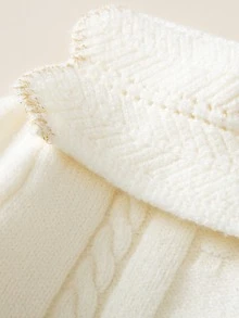 嬰兒誇大領口套頭毛衣和格紋印花百褶半身裙