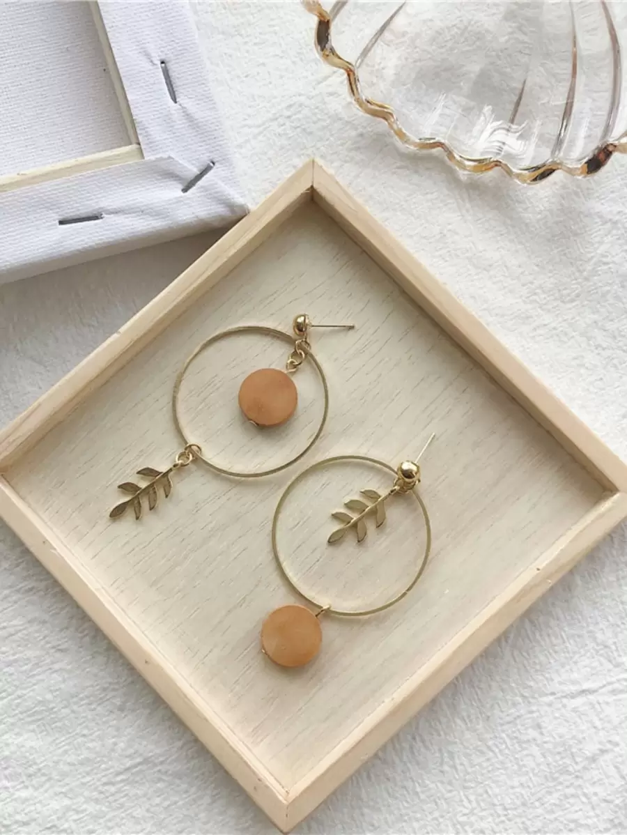 Leaf Decor Earrings - Yellow Gold - View 1