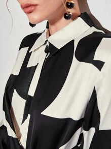 MOTF PREMIUM 粘膠纖維抽象印花側系帶連衣裙 - 黑與白 - 查看 3