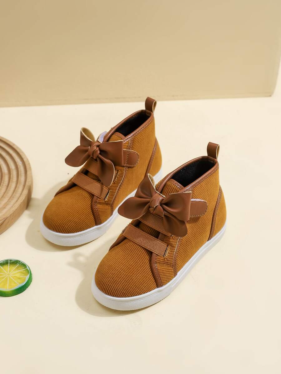 女孩蝴蝶結裝飾高幫加絨內裏板鞋