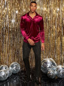 Manfinity RebelGame 男士1入組素色絲絨襯衫 - 酒紅色 - 查看 5