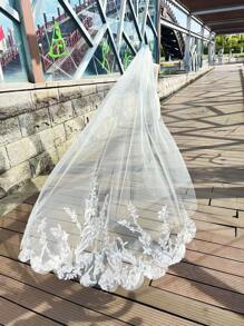 Flower Detail Bridal Veil - White - View 2