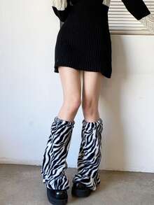 斑馬紋圖案腿部保暖套 - 黑與白 - 查看 3