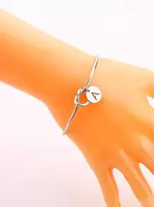 1入組字母細節唱片墜飾開口手鐲,不銹鋼首飾類 - 銀色 - 查看 7