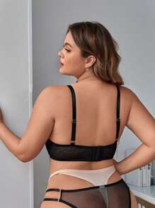 Plus Contrast Mesh Cut Out Underwire V-string Lingerie Set Without Liner - Black - View 2