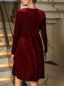 SHEIN Maternity Bow Front Velvet Dress - Burgundy - View 2