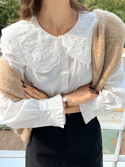 DAZY Blusa com bordado de ilhós, gola alta, manga bufante, blusa de manga comprida, roupas femininas de outono