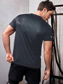 Manfinity Sport Corelite Camiseta deportiva estilo novio con degradado y gráfico de letras Tops para ejercicio