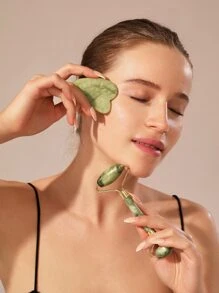 1 miếng máy mát xa mặt và 1 miếng bảng Gu Sha - màu xanh lá - Xem 2