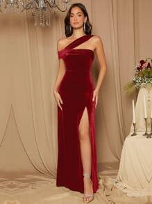 SHEIN Belle Burgundy Red Asymmetrical Shoulder Split Thigh Velvet Bridesmaid Dress