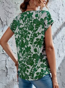 SHEIN LUNE All Over Floral Print V Neck Blouse - Green - View 2