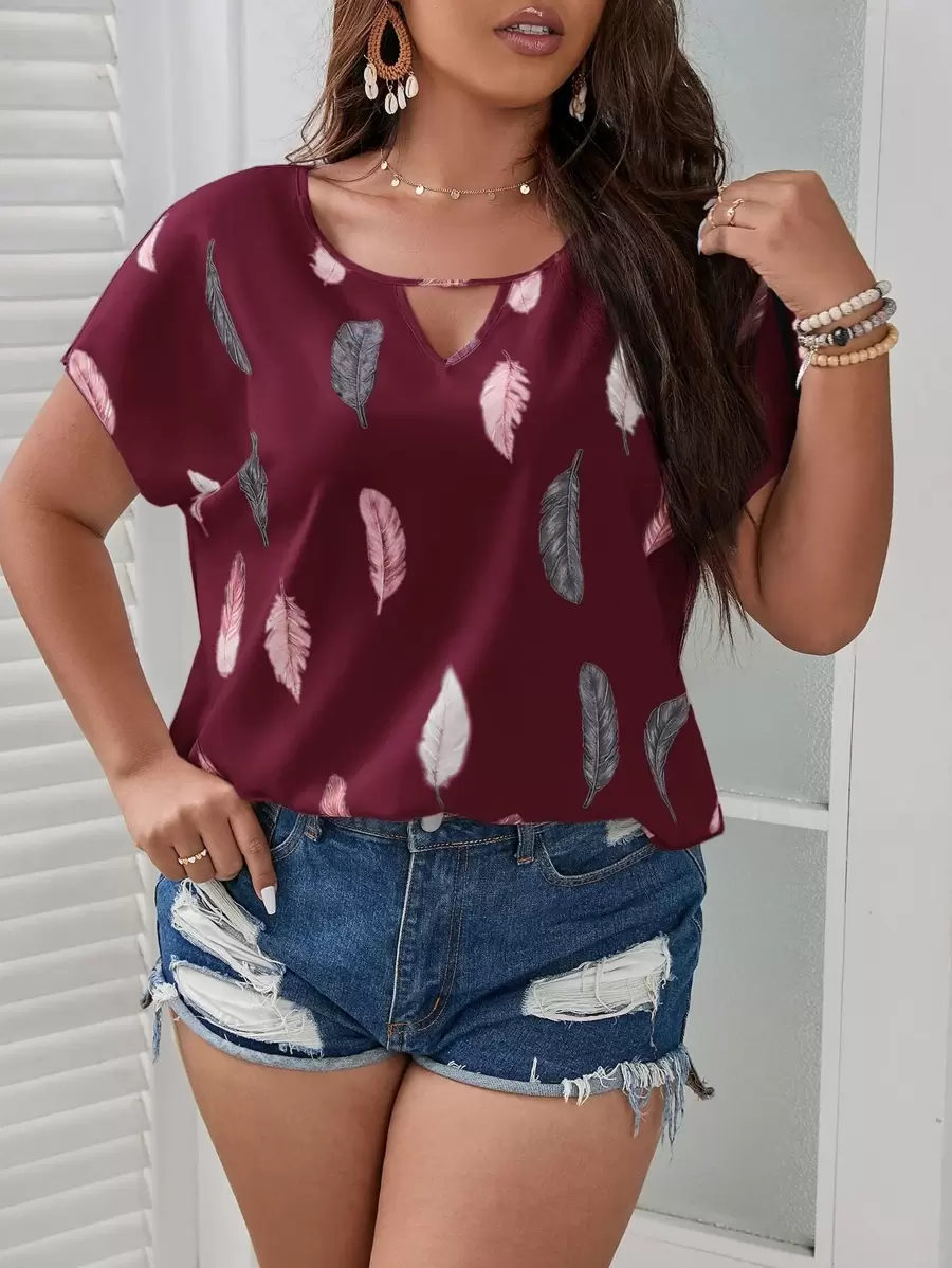 SHEIN LUNE 夏季加大羽毛印花锁孔领蝙蝠袖衬衫 - 紫紅色 - 查看 1