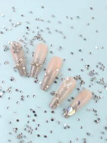 Transforma tus uñas con una decoración de arte de uñas 3D multifuncional. 1 pieza de decoración 3D tridimensional de acrílico para uñas para mujeres y niñas, accesorios DIY para uñas, charms y piedras decorativas para uñas - transparente - Ver 4