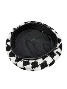 Checkered Pattern Beret - Black and White - View 3