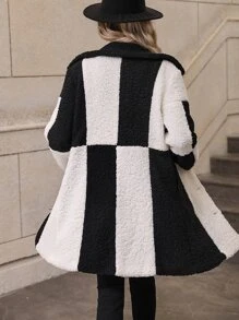 SHEIN Essnce Abrigo teddy de dos tonos de hombros caídos